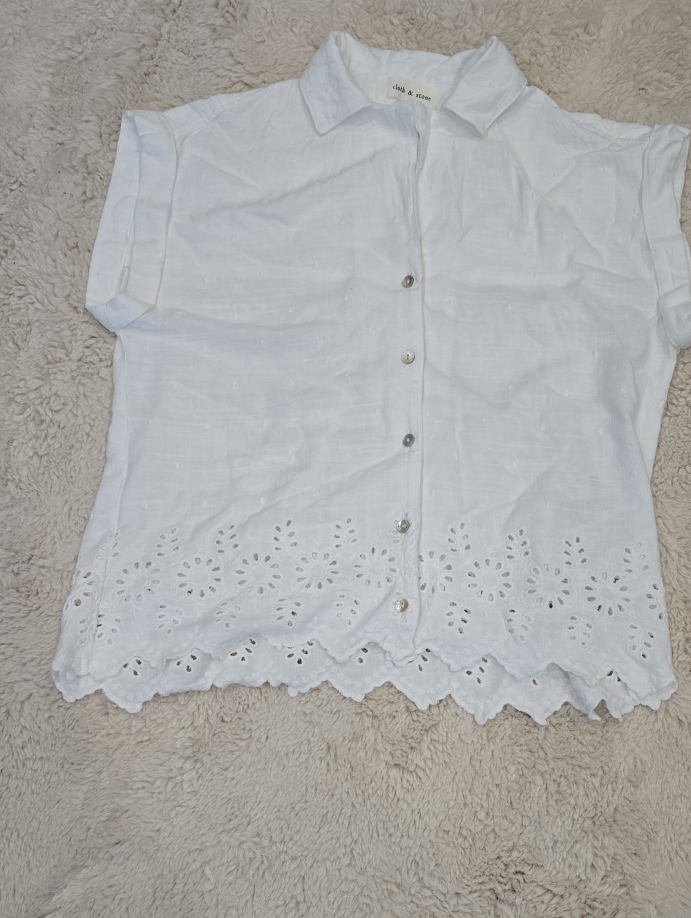 cloth & stone White Eyelet-Hem Button Down Top